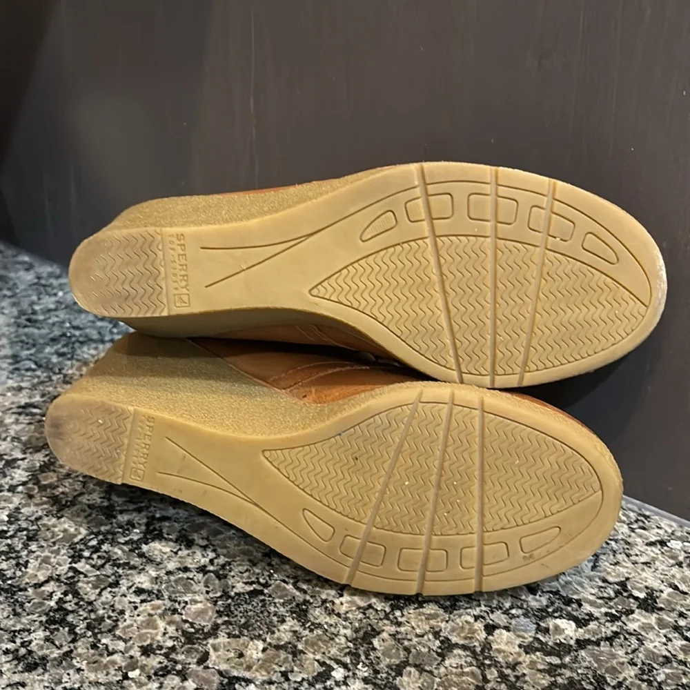 Sperry Top-Sider Harlow Brown Wedge Bootie Size 7 1/2